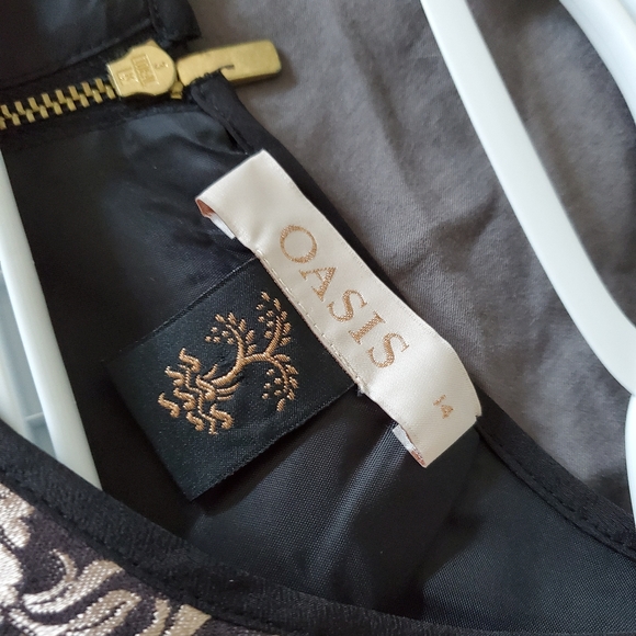 Oasis shift dress with cap sleeve - Picture 3 of 5